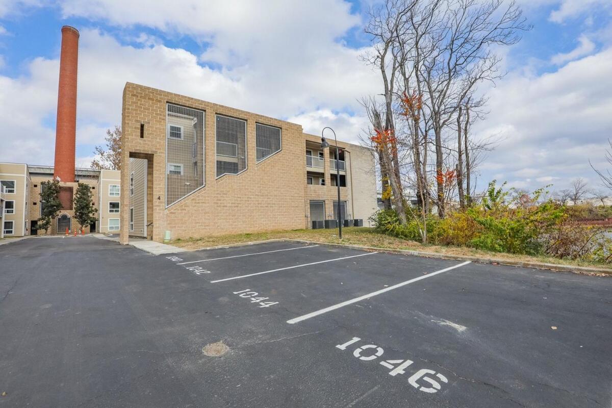 Walk To Broadway Riverfront Condo With Pool Nashville Luaran gambar