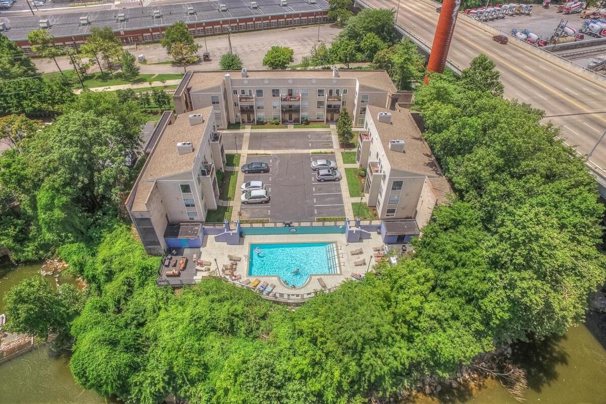 Walk To Broadway Riverfront Condo With Pool Nashville Luaran gambar